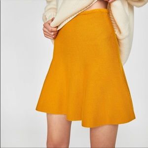 Zara Mustard Yellow Knit High Waist Skirt - XS